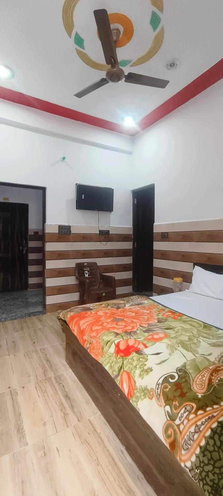 Hotel K.D.Dham Near Prem Mandir1 Vrindāvan Zewnętrze zdjęcie