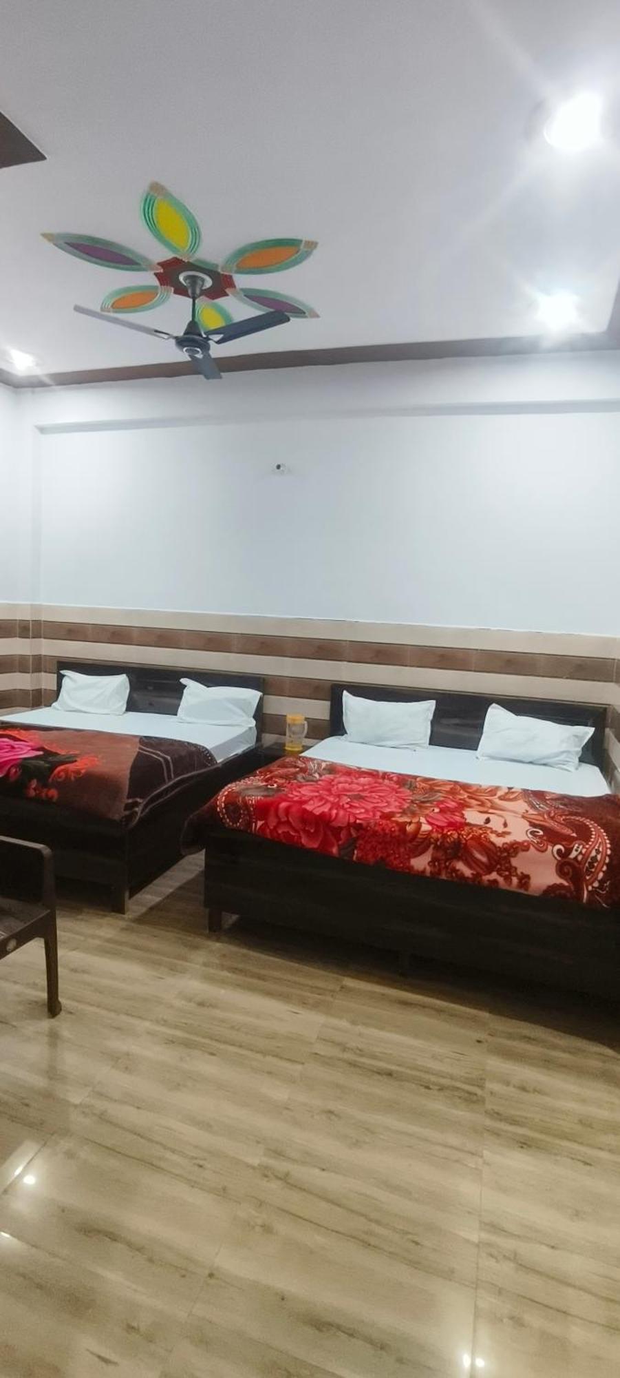 Hotel K.D.Dham Near Prem Mandir1 Vrindāvan Zewnętrze zdjęcie