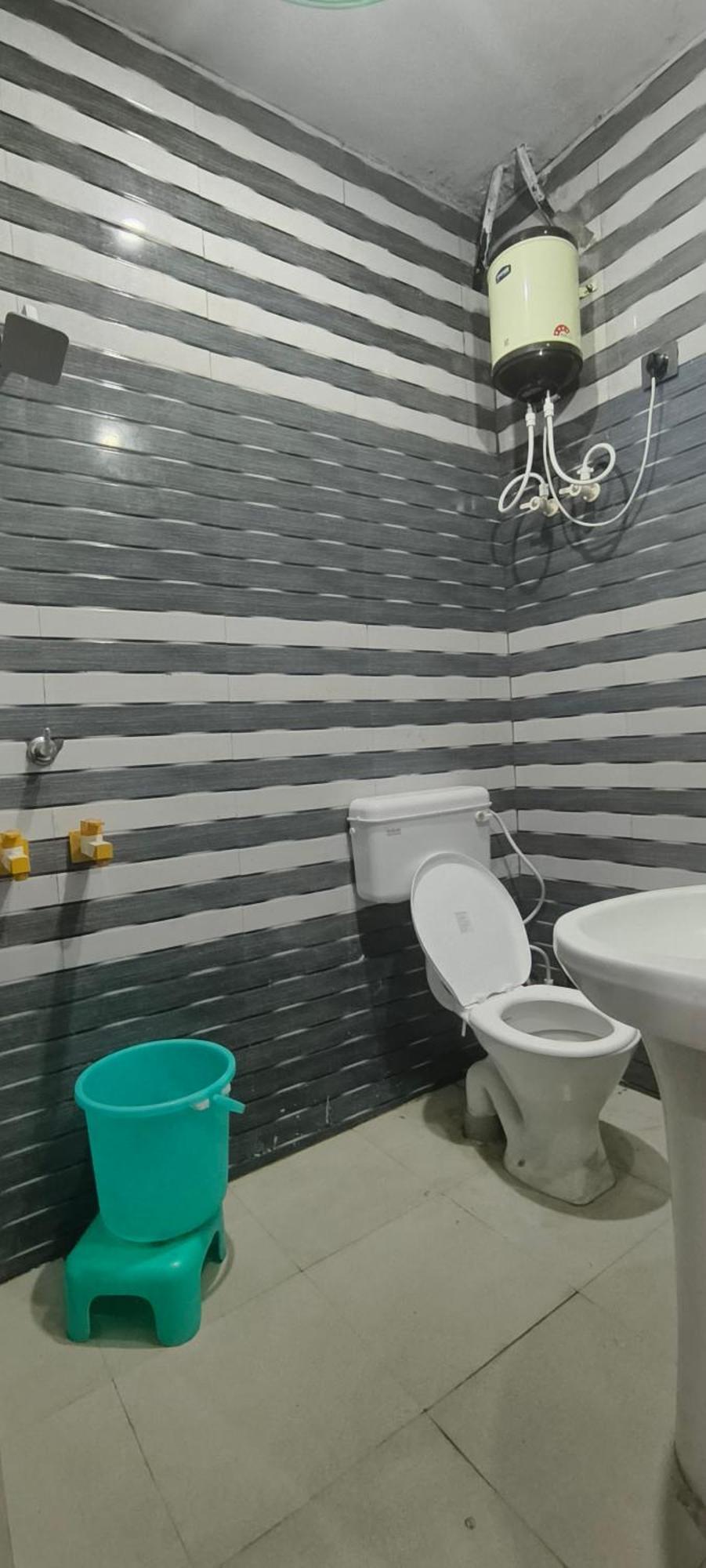 Hotel K.D.Dham Near Prem Mandir1 Vrindāvan Zewnętrze zdjęcie