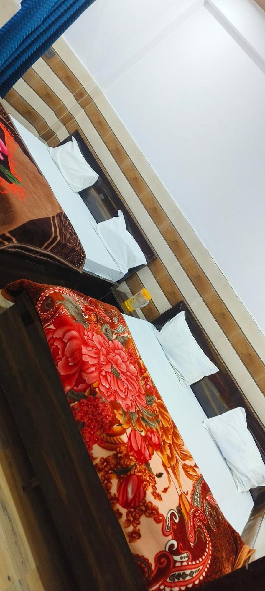 Hotel K.D.Dham Near Prem Mandir1 Vrindāvan Zewnętrze zdjęcie