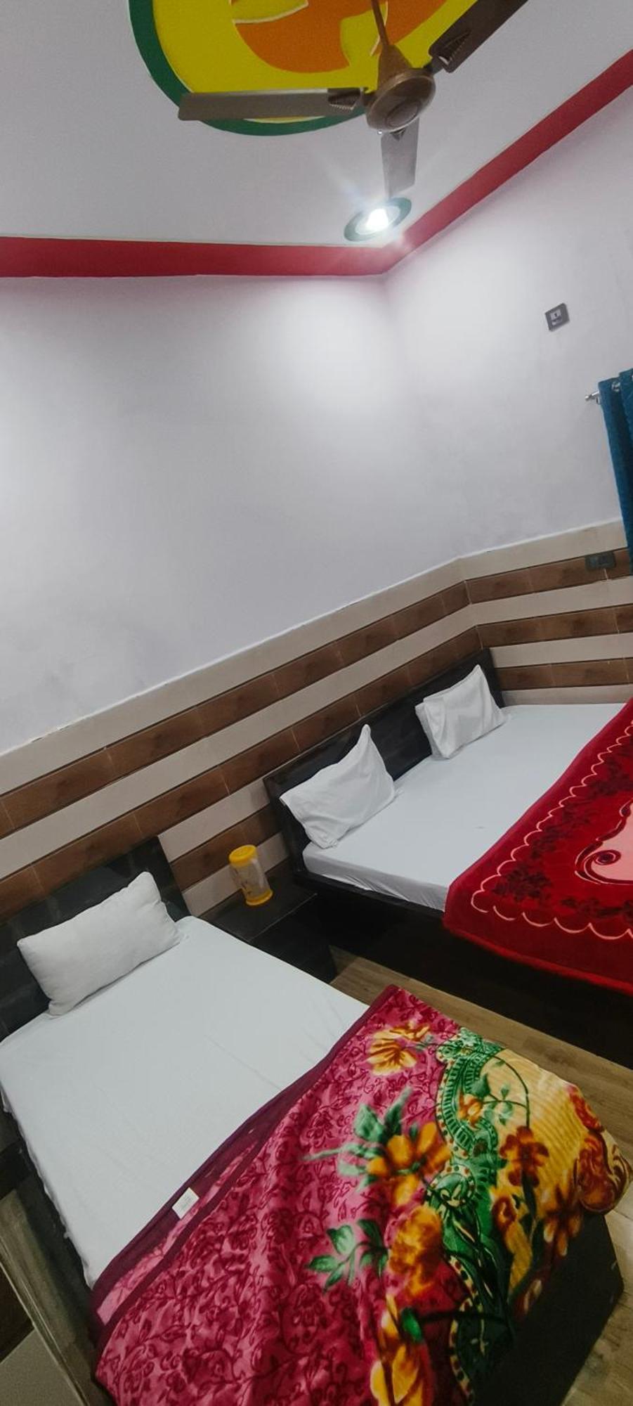 Hotel K.D.Dham Near Prem Mandir1 Vrindāvan Zewnętrze zdjęcie