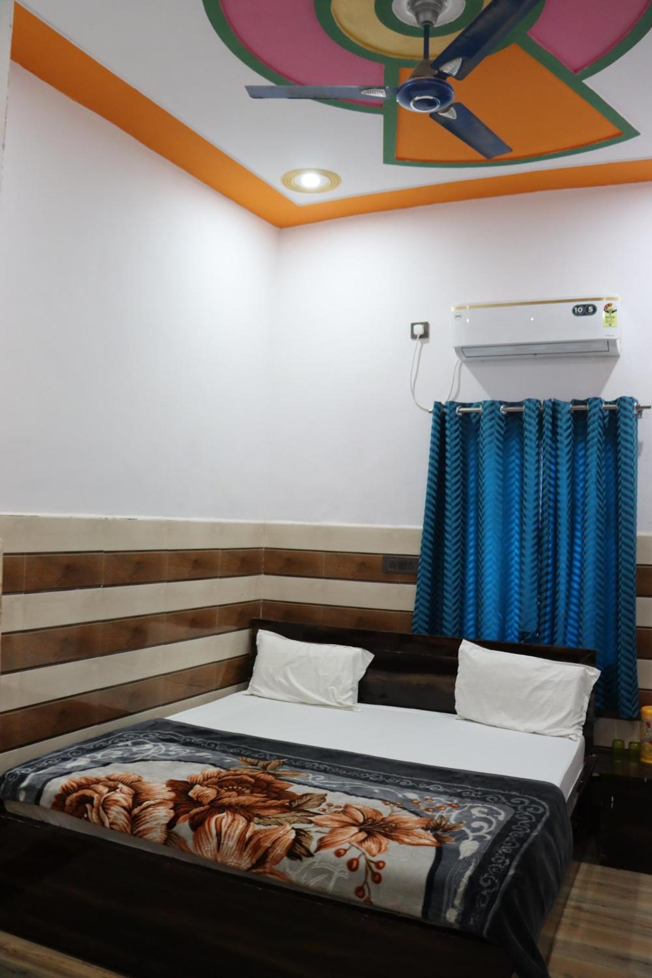 Hotel K.D.Dham Near Prem Mandir1 Vrindāvan Zewnętrze zdjęcie
